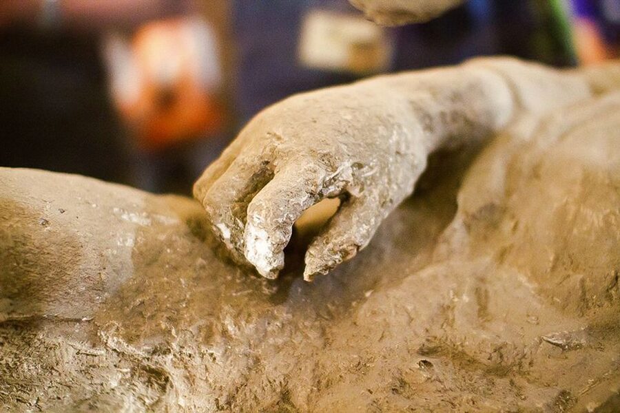 Pompeii: Skip-the-Line Guided Tour with Expert Archaeologist - Forum, Temples, and the City Center You Can Feel