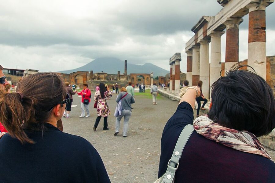 Pompeii: Skip-the-Line Guided Tour with Expert Archaeologist - The Emotional Part: Plaster Casts and the Human Story of 79 AD