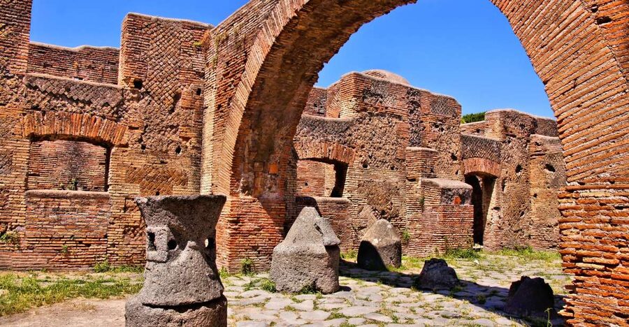 Pompeii Skip the line ticket+transfer from Naples - Key points at a glance