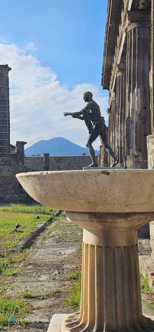 Pompeii, skip-the-line ticket with smartphone audio guide on App - Wellcome Box to Pompeii: How This Works on the Ground