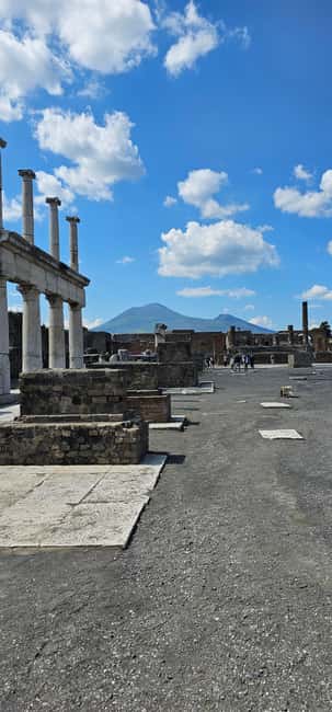 Pompeii, skip-the-line ticket with smartphone audio guide on App - The Roman Forum and Views of Vesuvius