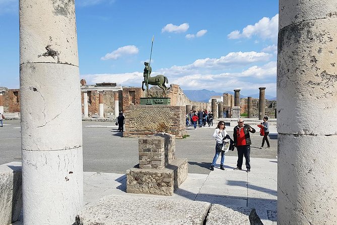 Pompeii Skip-the-Line Tour for Kids & Families with Archaelogist - Stop 4: Teatro Grande and the sound-and-design moment
