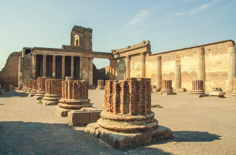 Pompeii: Small Group Guided Tour and Skip-the-Line Ticket - Teatro Grande and street-level views that make the ruins click