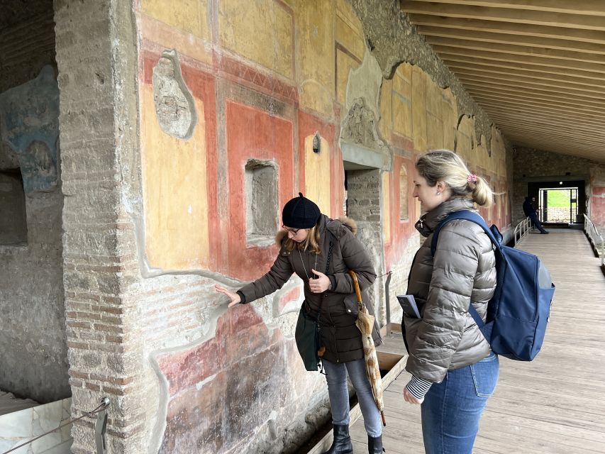 Pompeii: Small-Group Guided Tour with Skip-the-Line Ticket - Stop 1, Pompeii Archaeological Park: start with orientation, not random wandering