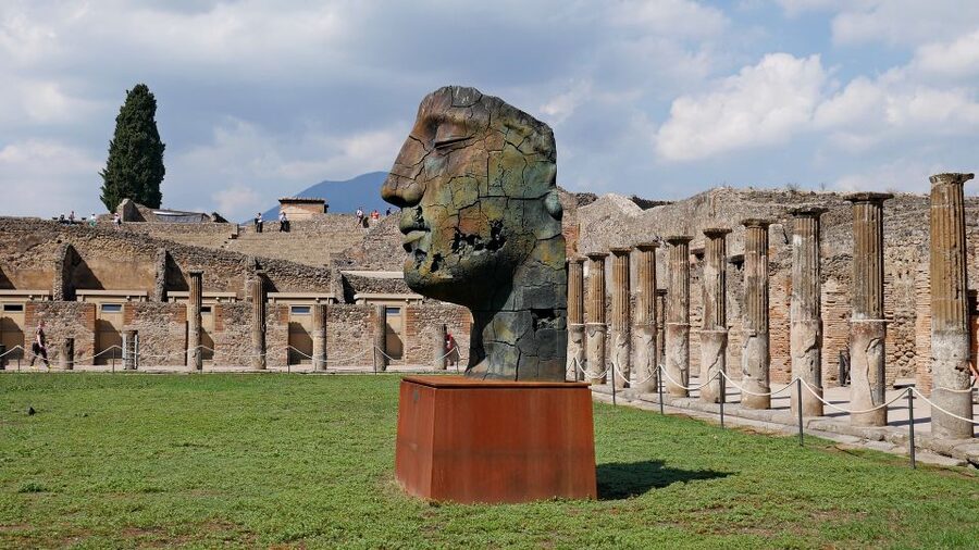 Pompeii Small Group Tour - Tickets Included - First Sunday free entry, and why you still need a plan