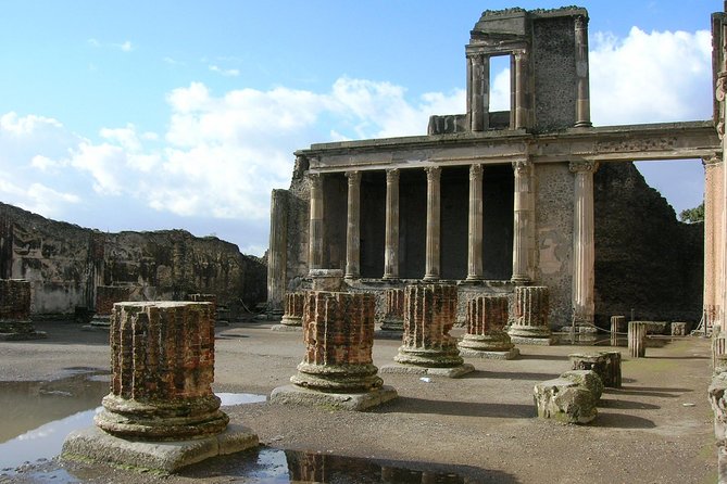 Pompeii: Small Group Tour with an Archaeologist - Timing, crowds, and how to spend the extra time after the tour