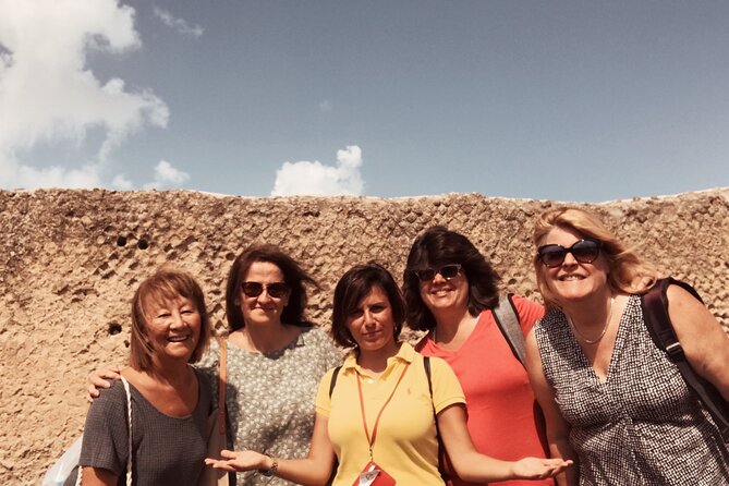 Pompeii Small Group with an Archaeologist and Skip The Line - Temple of Venus and Casa del Fauno: Luxury at the End of the Route