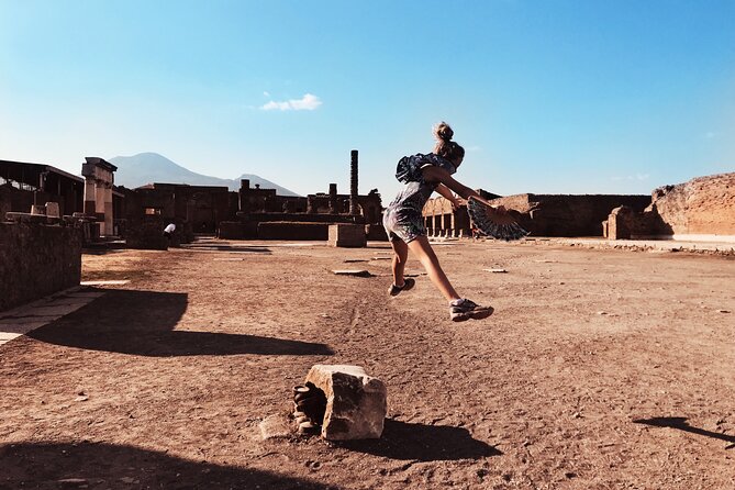 Pompeii Small Group with an Archaeologist and Skip The Line - Forum, Courts, and Temples: Pompeii’s Public Center