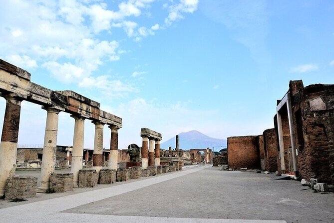 Pompeii, Sorrento and Amalfi Coast – Private Deluxe Tour - Positano time to wander, and why the stairs matter