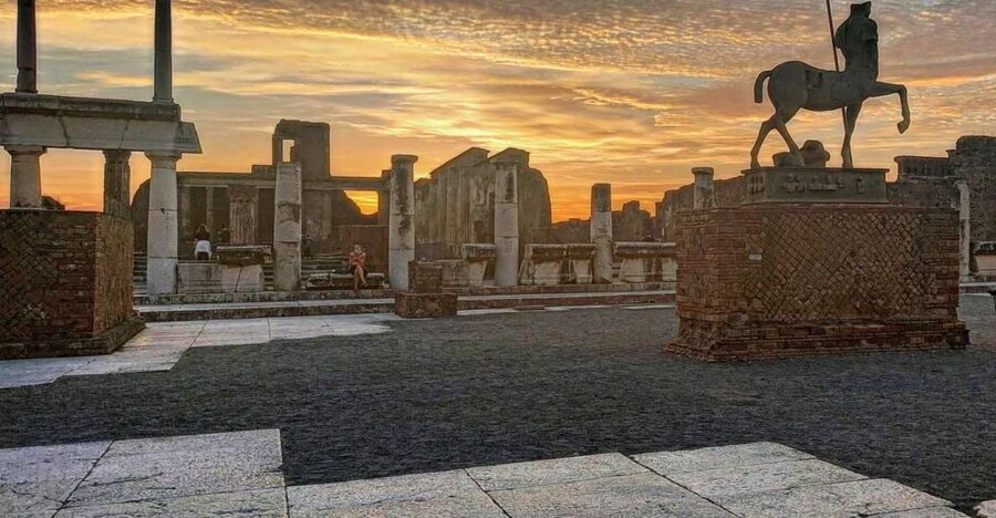 Pompeii Sunset tour for small group - Key things to know before you go