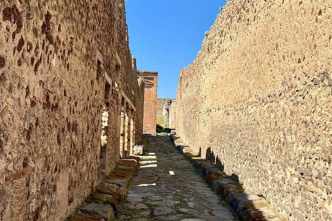 Pompeii the Buried city - The quiet southern ruins and the plaster casts