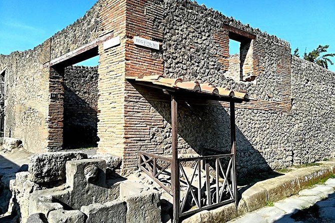 Pompeii the Buried city - Theaters and the north-side streets to wrap up