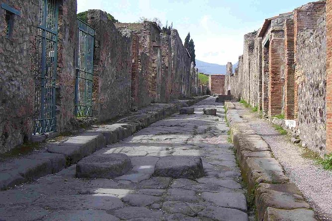 Pompeii the Buried city - What you should bring and plan for (weather and walking)