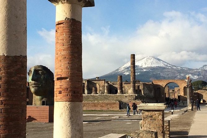 Pompeii Tour & Admission included in a Small Group - Thermopolium snacks and the Via dell’Abbondanza street walk