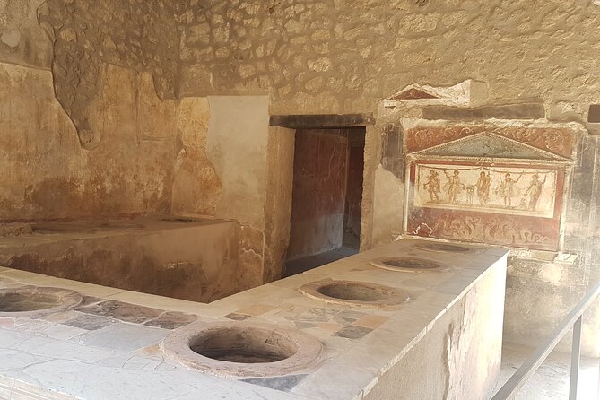 Pompeii Tour with experienced guide - What the Guide Brings: Storytelling and Smart Focus