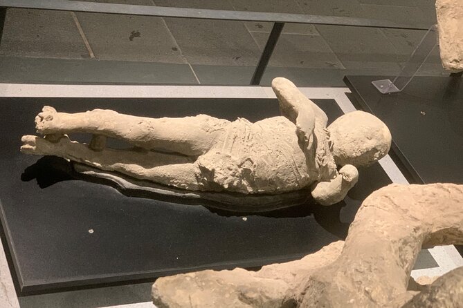 Pompeii tour with LOCAL GUIDE and SKIP THE LINE entrance - Forum of Pompeii: Where administration, justice, and business met