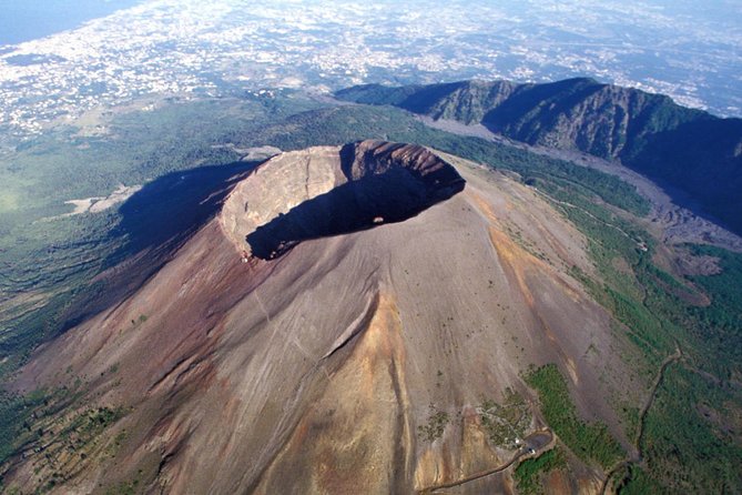 Pompeii Vesuvius Wine Farm Tour - Riding in a Mercedes, with the driving done for you