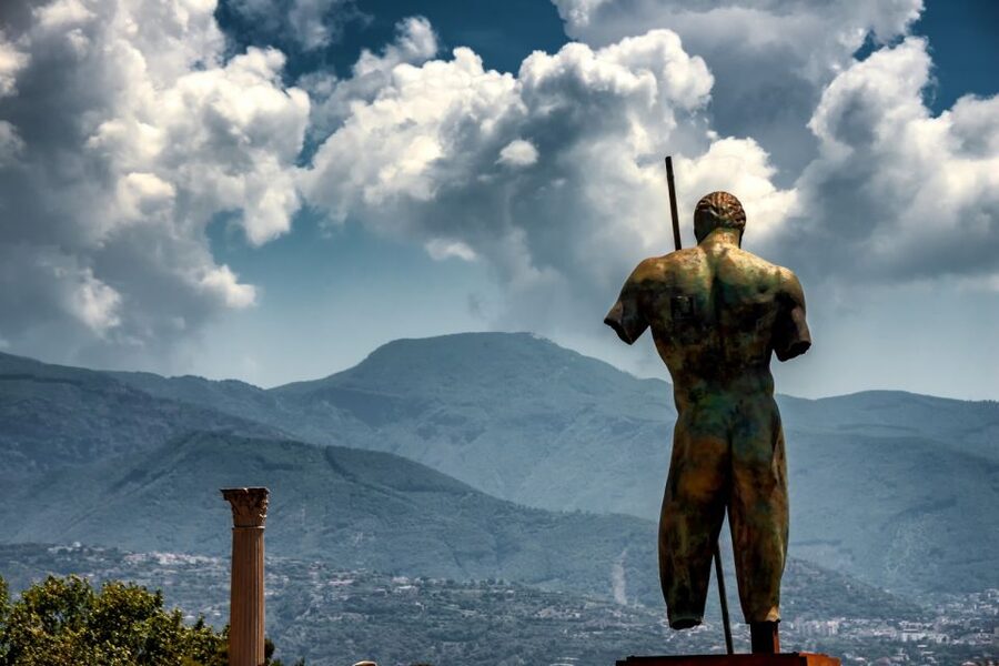 Pompeii & Virtual Museum Private 2-in-1 Kid's Tour - Pompeii for Kids, With an Archaeologist at Your Pace