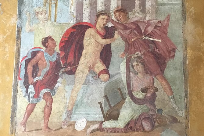 Pompeii with an archaeologist, small group!!! - The Moving Molds Moment: Why It Sticks