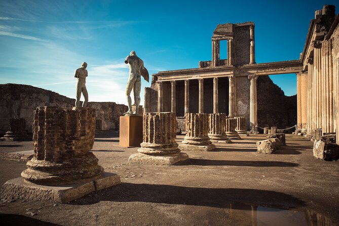 Pompeii with Wine Tasting and Lunch from Naples - Comfort, heat, and practical tips that actually matter