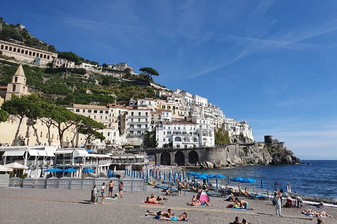 Positano and Amalfi Guided Tour by Sea from Naples - The Bar Picnic stop: a short, smart warm-up