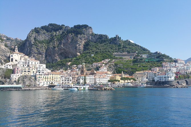 Private Amalfi coast tour and Sorrento coast up to 8 passengers - Lunch and local food timing, about one hour