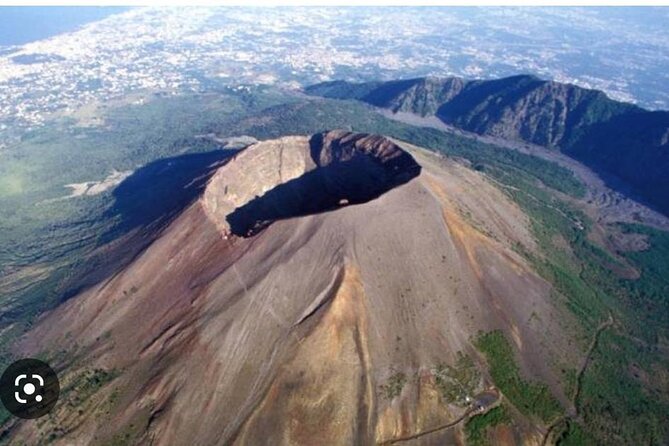 Private and Guided day in Pompeii and Vesuvius from Naples - Getting Away From Naples: 8:30 am Pickup and the Ride Up