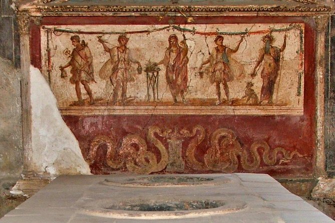 Private Archaeologist service to explore Pompeii's secrets any time ticket incl. - Pacing, crowd control, and guide support you can actually use