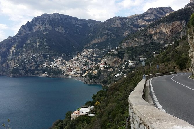 Private Day Tour of Pompeii, Sorrento and Positano with Pick Up - Houses that show wealth, design, and symbolism