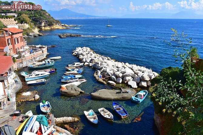 Private Guided Half Day Panoramic Tour in Naples - Marechiaro: Fishing Village Walks and the Finestrella Spot