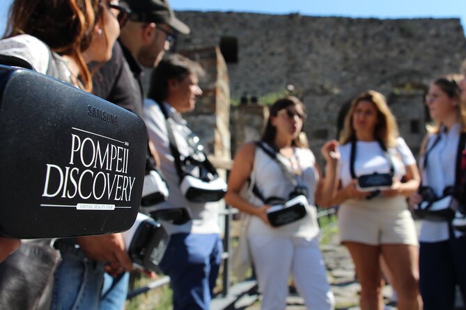 Private Guided Tour and VR Headsets in the Ancient Pompeii - Meeting at Piazza Esedra, and getting your bearings fast