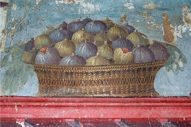 Private Guided Tour of Pompeii and Herculaneum - Guides who actually shape the day, not just explain it