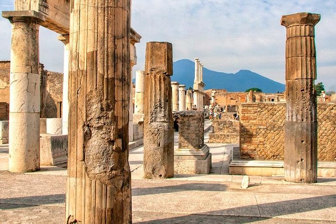 Private Guided Tour of Pompeii. Sunset Tour - Why a Pompeii sunset tour feels different than daytime
