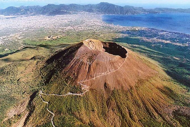 Private Half-Day Sightseeing Tour of Vesuvius National Park - Mount Vesuvius Photo Stops in a Private Vehicle