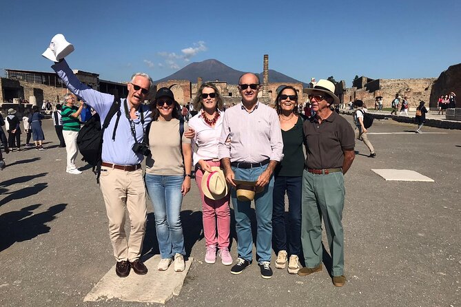 Private half-day tour with expert guide in the archaeological site of Pompeii - A 2.5-hour Pompeii plan that respects your time