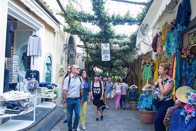 Private Pompeii & Amalfi Coast Shore Excursion from Naples Port - Positano in one hour: staircases, colors, and where to focus