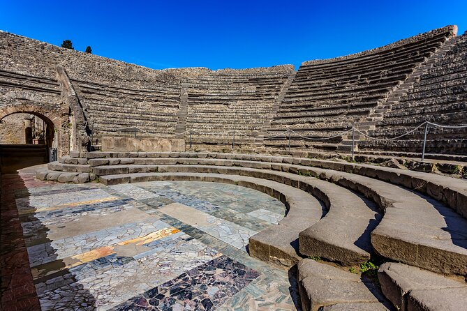 Private Pompeii and Vesuvius with Wine Tasting and Full Tickets - Elite Homes and Working Neighborhoods: Vettii, Casti Amanti, and Theater Views