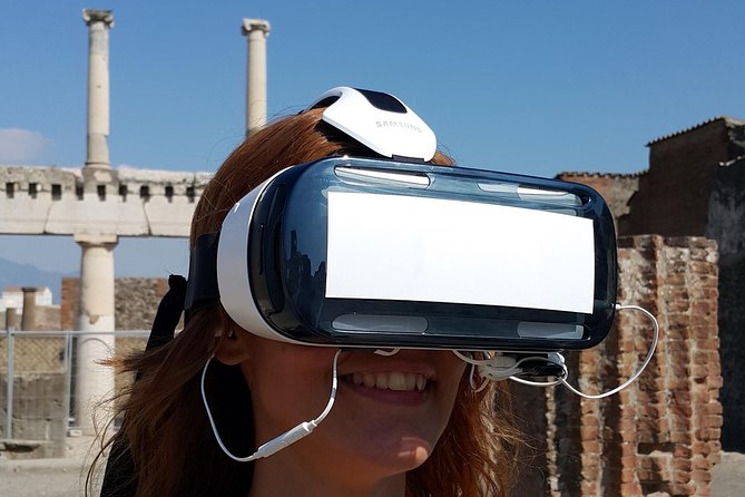 Private Pompeii Tour with 3D Virtual Reality Headset - Why this Pompeii VR tour feels different from a standard guided walk