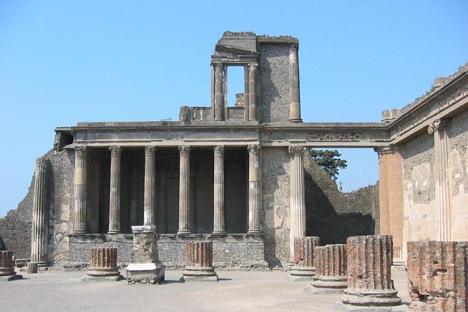 Private Pompeii Tour with 3D Virtual Reality Headset - Tour Assistant Only - Choosing morning vs afternoon, and how to plan the rest