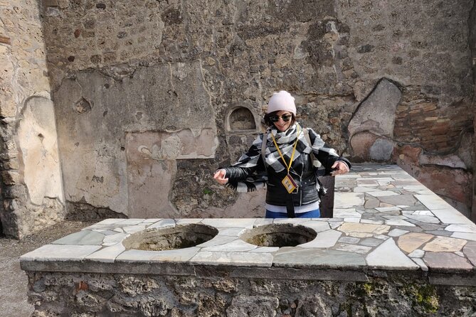 Private Pompeii Tour with Fast-Entrance Tickets to the Ruins & Exclusive Guide - What to Expect From Your Guide (Based on Real Feedback)