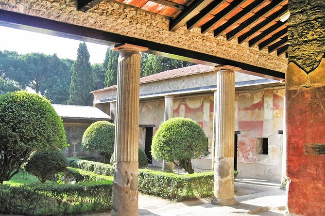 Private Pompeii Tour with Fast-Entrance Tickets to the Ruins & Exclusive Guide - via dell’Abbondanza: Shops, Snacks, and the Temple of Isis