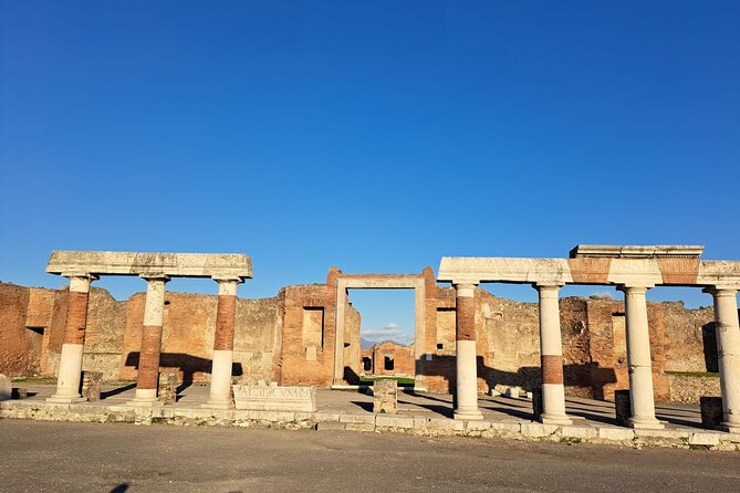 Private Tour in Pompeii and Vesuvius - What Makes This Tour Feel Private (Not Just Another Bus)