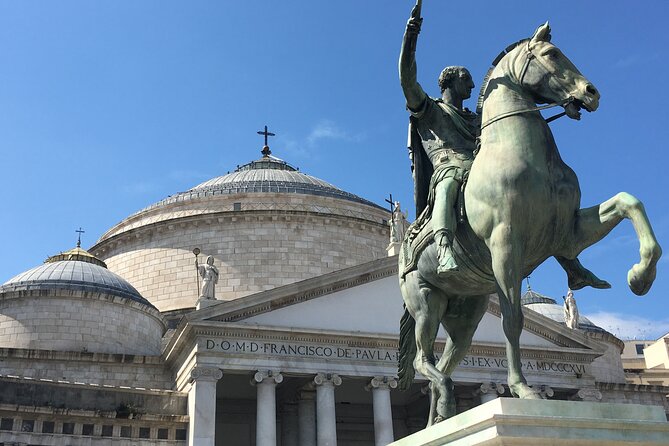 Private tour of Naples with street food tasting - Piazza del Gesù Nuovo: the old center gets personal