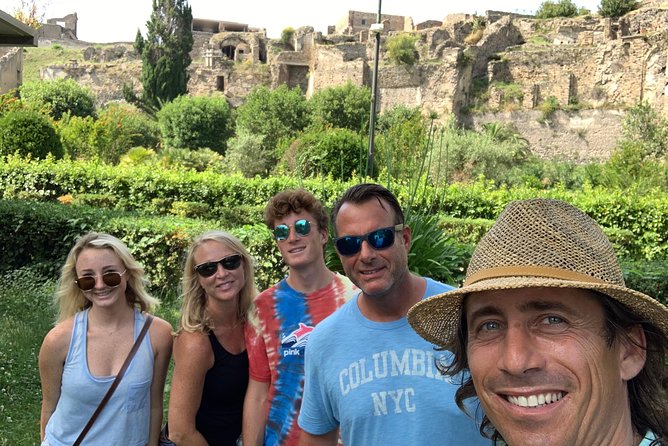 Private Tour of Pompeii - Where you meet: Via Villa dei Misteri, 2