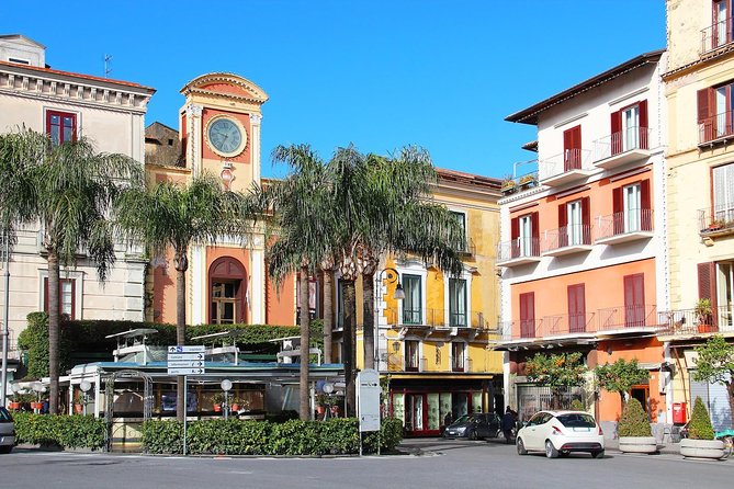 Private Transfer from Multiple Locations in Naples to Sorrento - Who should book this transfer?