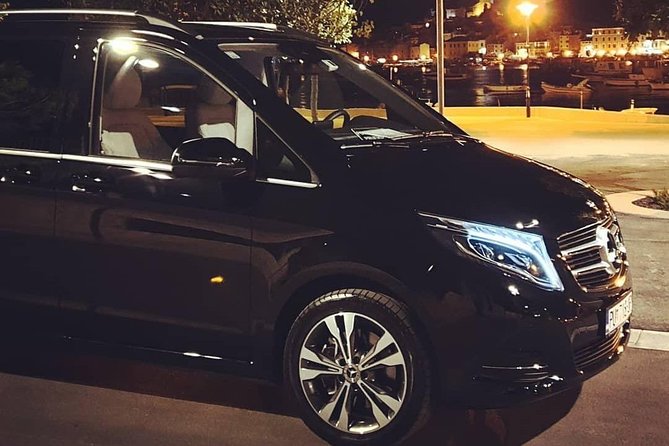 Private transfer from NAPLES to POSITANO or reverse - Inside the Mercedes: comfort features that make the ride feel short