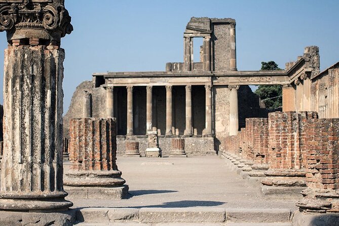 Private Transfer from Naples to Positano with Pompeii Ruins - Naples to Positano comfort: what the included ride really buys you