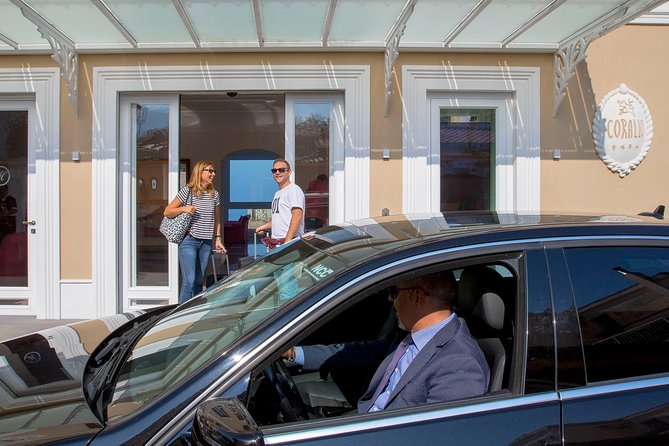 Private Transfer: Sorrento to Naples or Vice Versa - How the Driver Meeting Works at Stations, Airports, and Ports