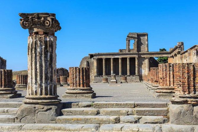 Private VIP tour to Pompeii Ruins with a Private Guide - The heart of the day: your 2-hour guided walk in Pompeii