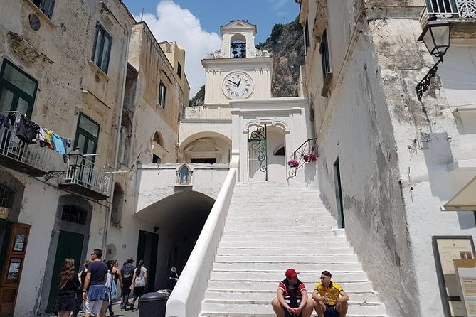 Private Walking tour from Ravello to Amalfi following Escher works - The walls, the villas, and the Escher-inspired corners as you head toward Atrani